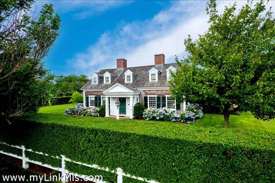 7 Field Club Lane  Edgartown