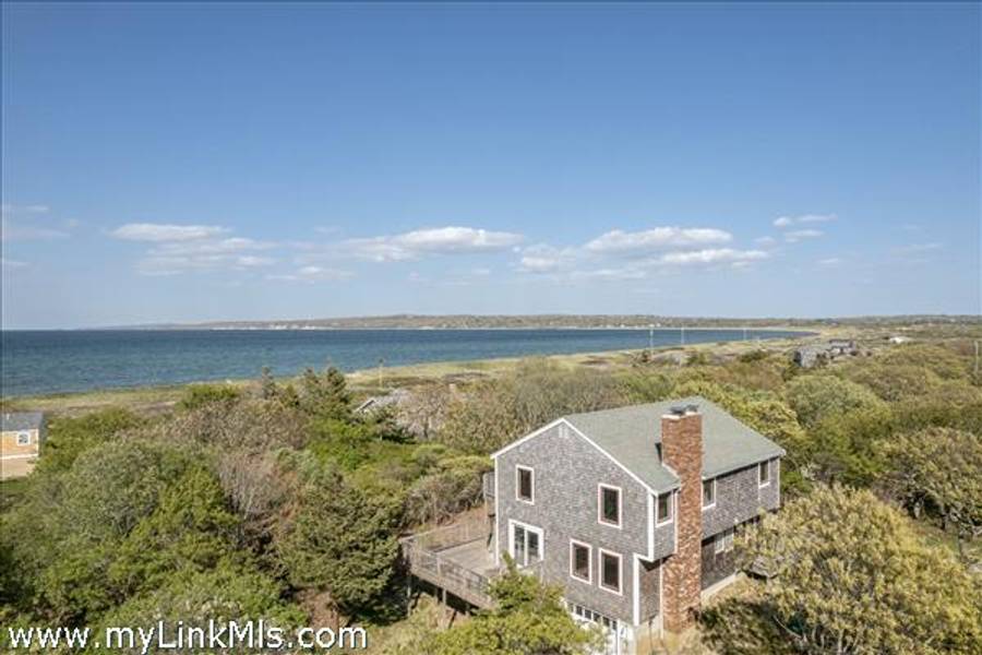 654 Lighthouse Road   Aquinnah