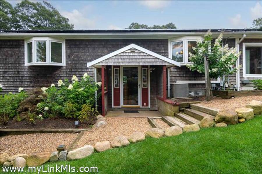 193 Franklin Terrace  Vineyard Haven