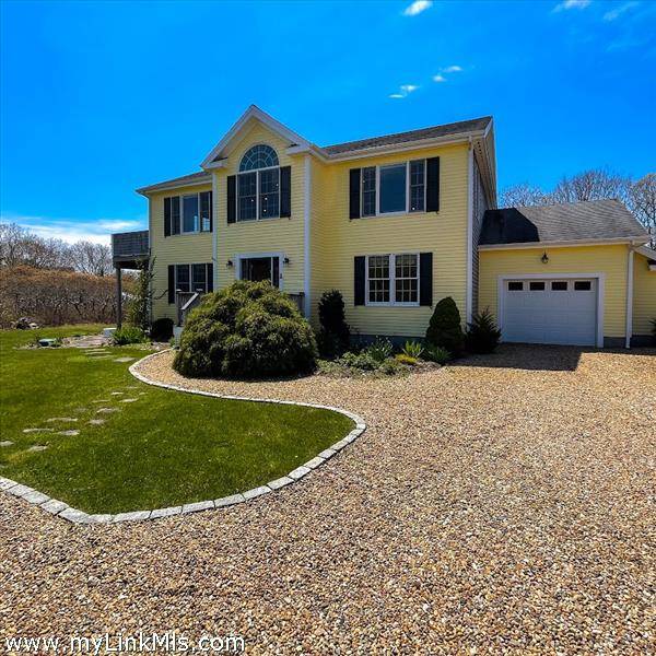 30 Deacon Vincent Way  Edgartown