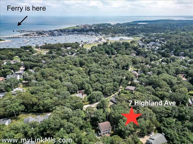 7 Highland Avenue  Oak Bluffs