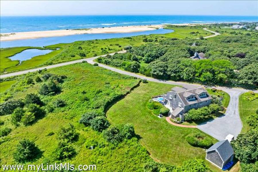 17 Kane Lane Edgartown