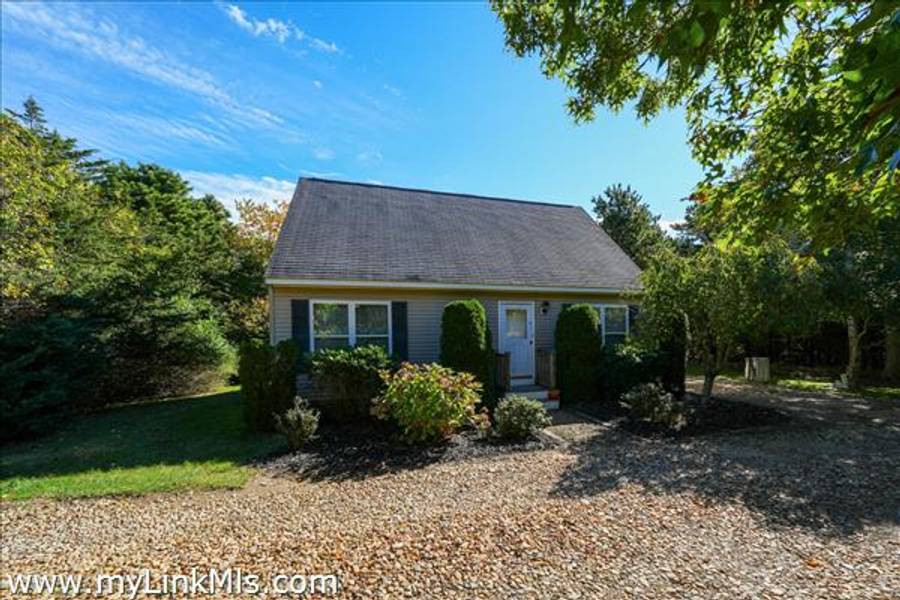 4 Combra Way  Oak Bluffs