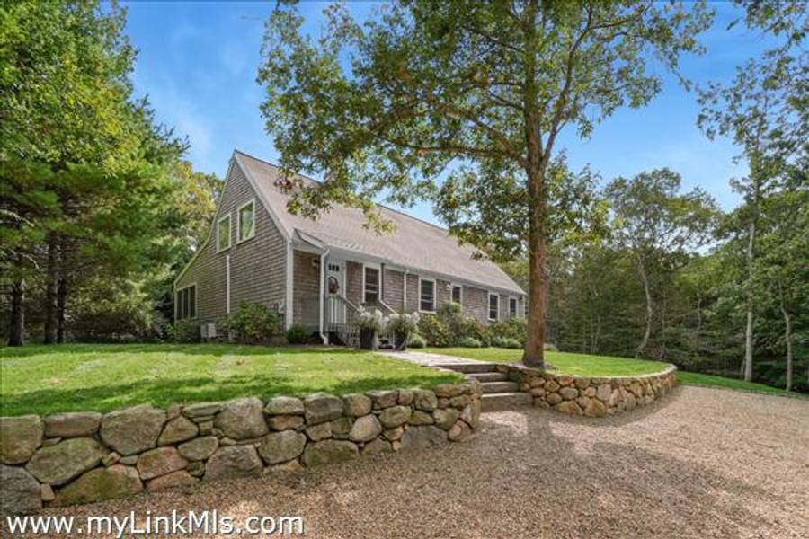 116 Canterbury Lane  Vineyard Haven