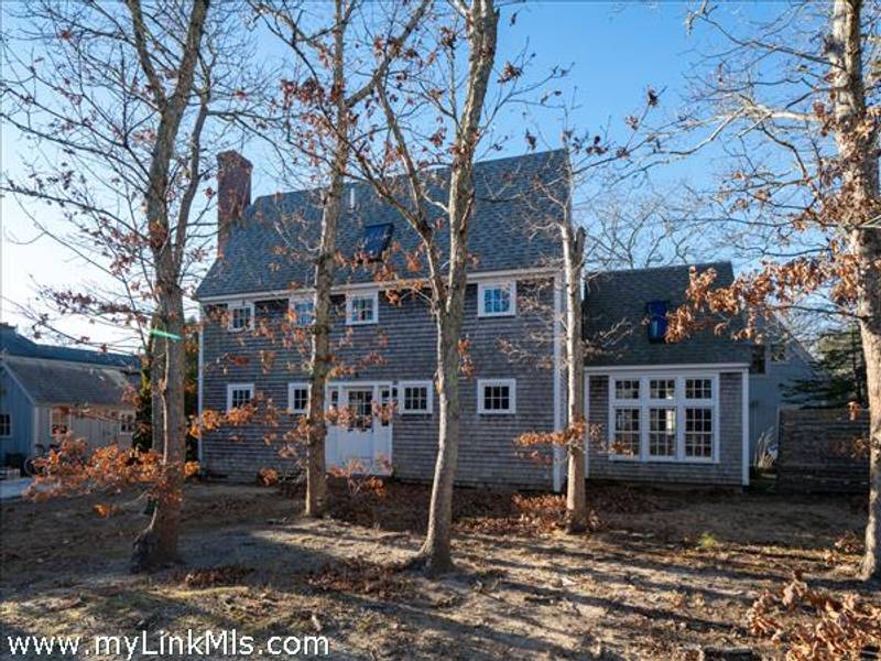 119 Alpine Avenue  Oak Bluffs