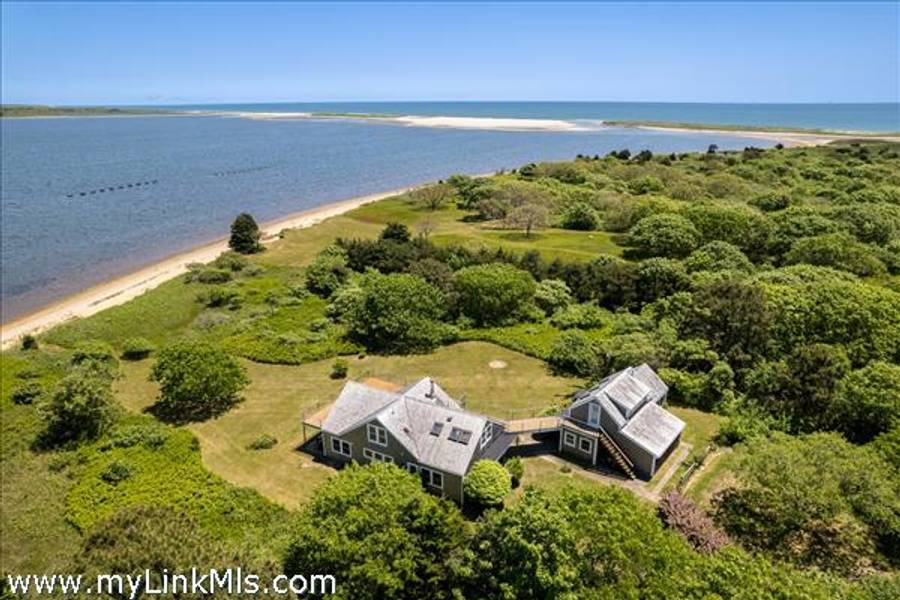 146 Quansoo Road  Chilmark