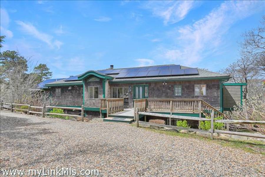79 David Avenue  Vineyard Haven