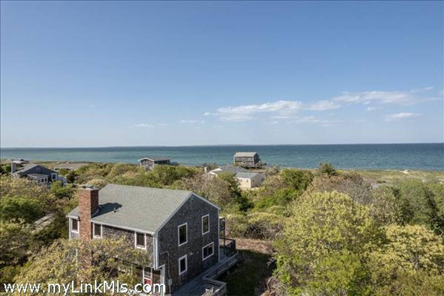 654 Lighthouse Road   Aquinnah